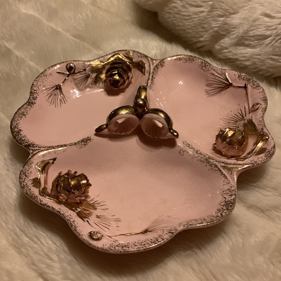 Pink and gold vintage ornate candy dish bowl pine cones - Picture 5 of 11